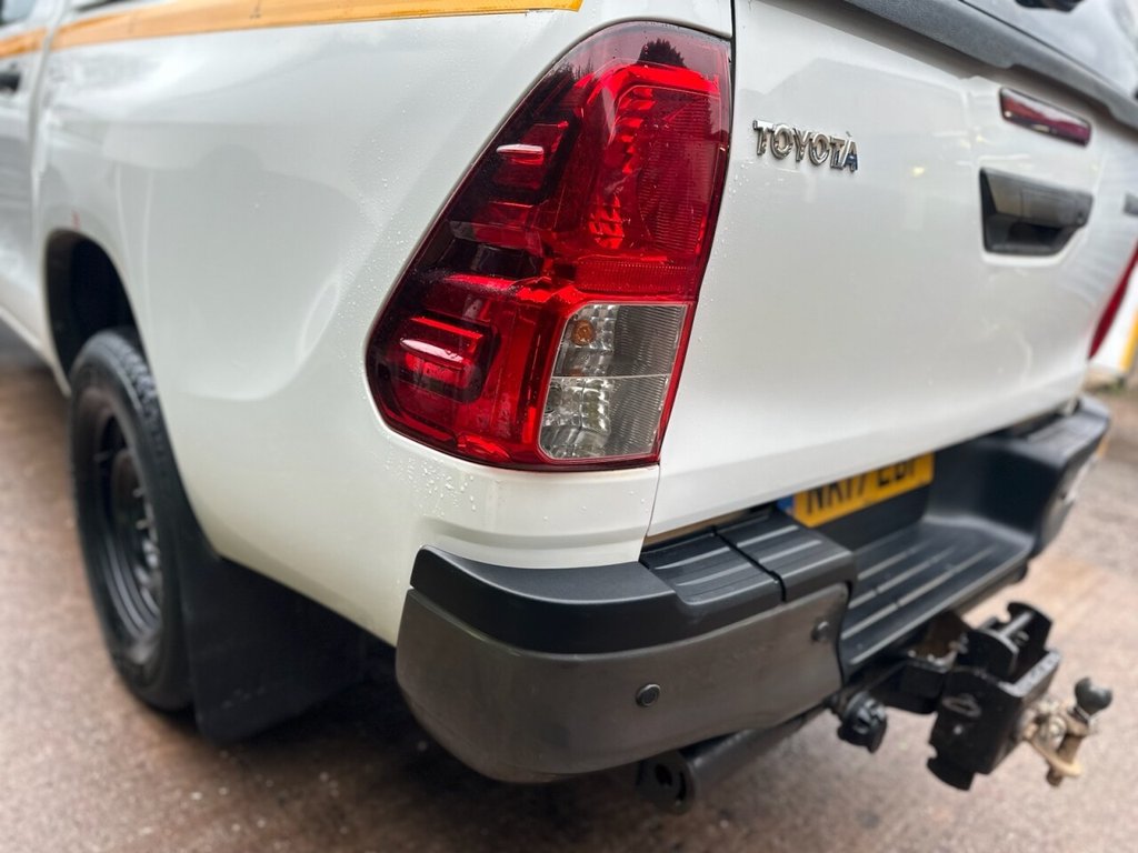 Used Toyota Hilux 2017 for sale - 76973648: Photo 9