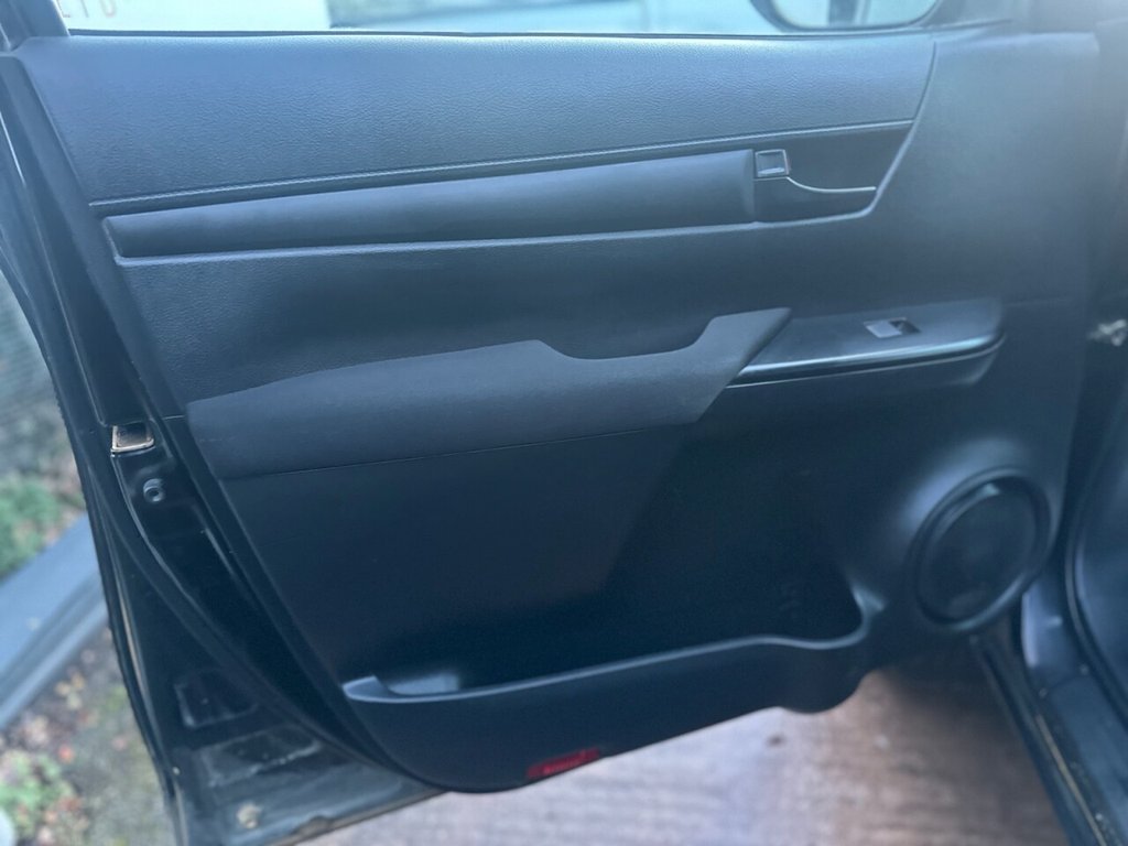 Used Toyota Hilux 2022 for sale - 77133196: Photo 17