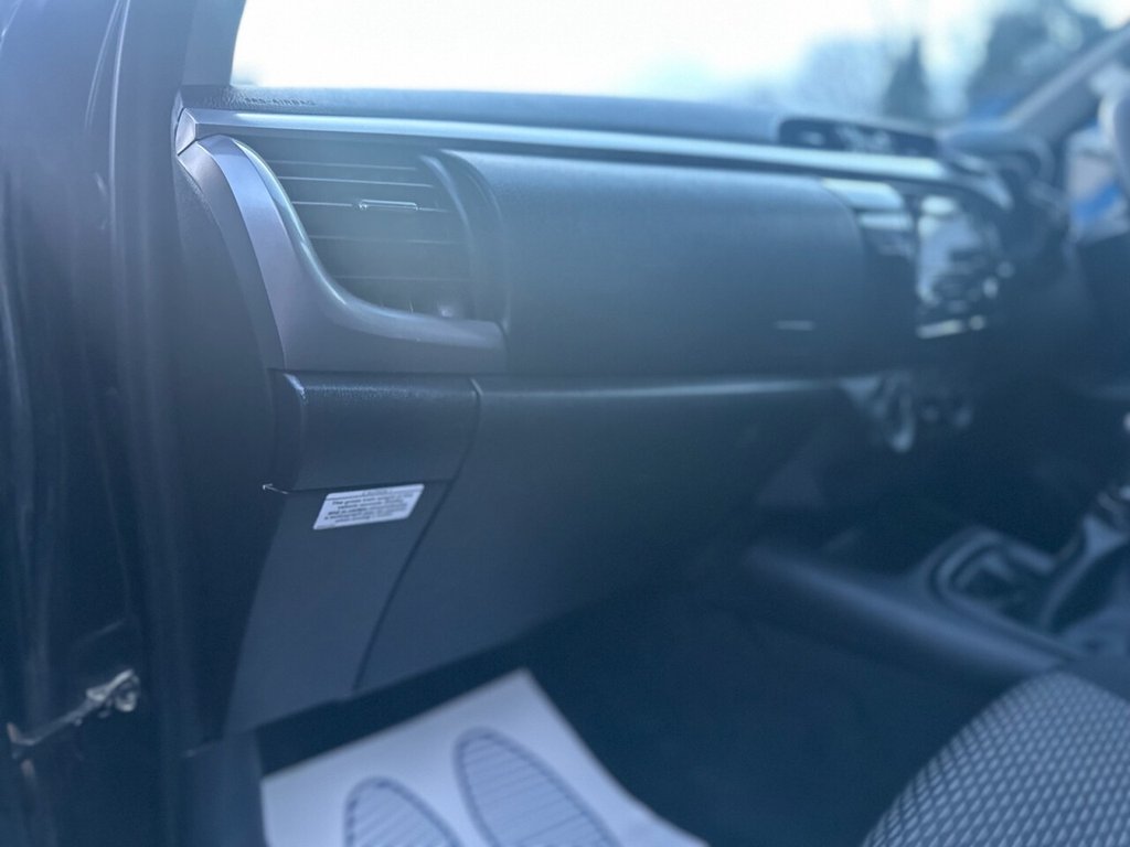 Used Toyota Hilux 2022 for sale - 77133196: Photo 19