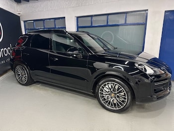 Used Porsche Cayenne 2023 for sale - 76856351: Photo