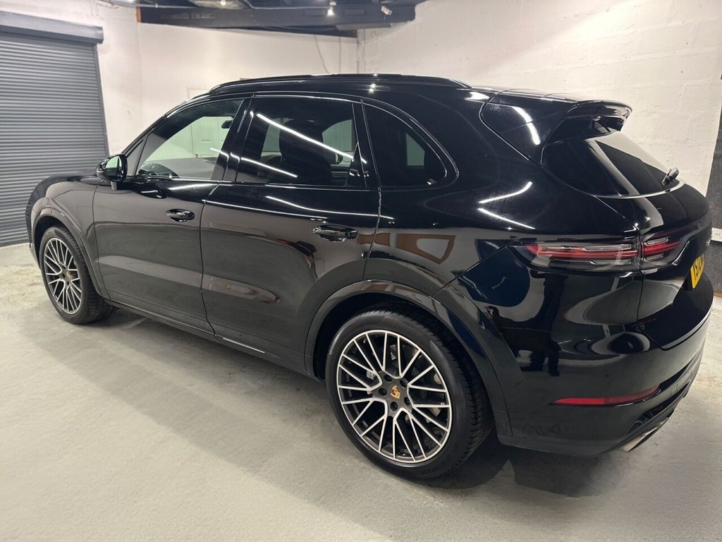 Used Porsche Cayenne 2023 for sale - 76856351: Photo 8