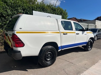 Used Toyota Hilux 2017 for sale - 78598146: Photo