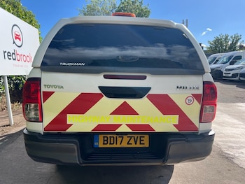 Used Toyota Hilux 2017 for sale - 78598146: Photo