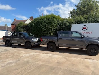 Used Toyota Hilux 2023 for sale - 79686494: Photo
