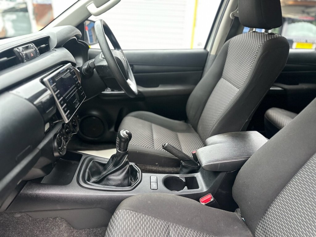 Used Toyota Hilux 2019 for sale - 76470589: Photo 20
