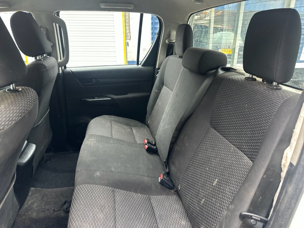 Used Toyota Hilux 2019 for sale - 76470589: Photo 22