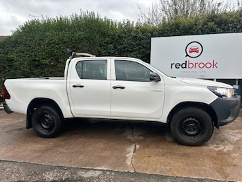 Used Toyota Hilux 2019 for sale - 76470589: Photo