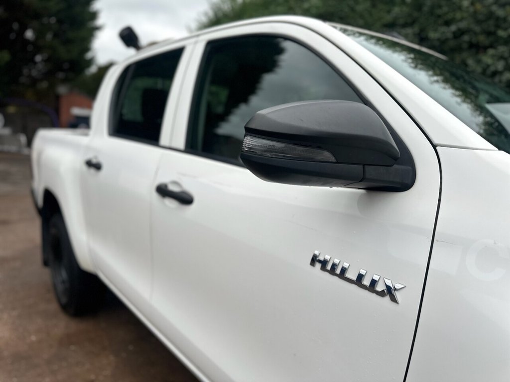 Used Toyota Hilux 2019 for sale - 76470589: Photo 9