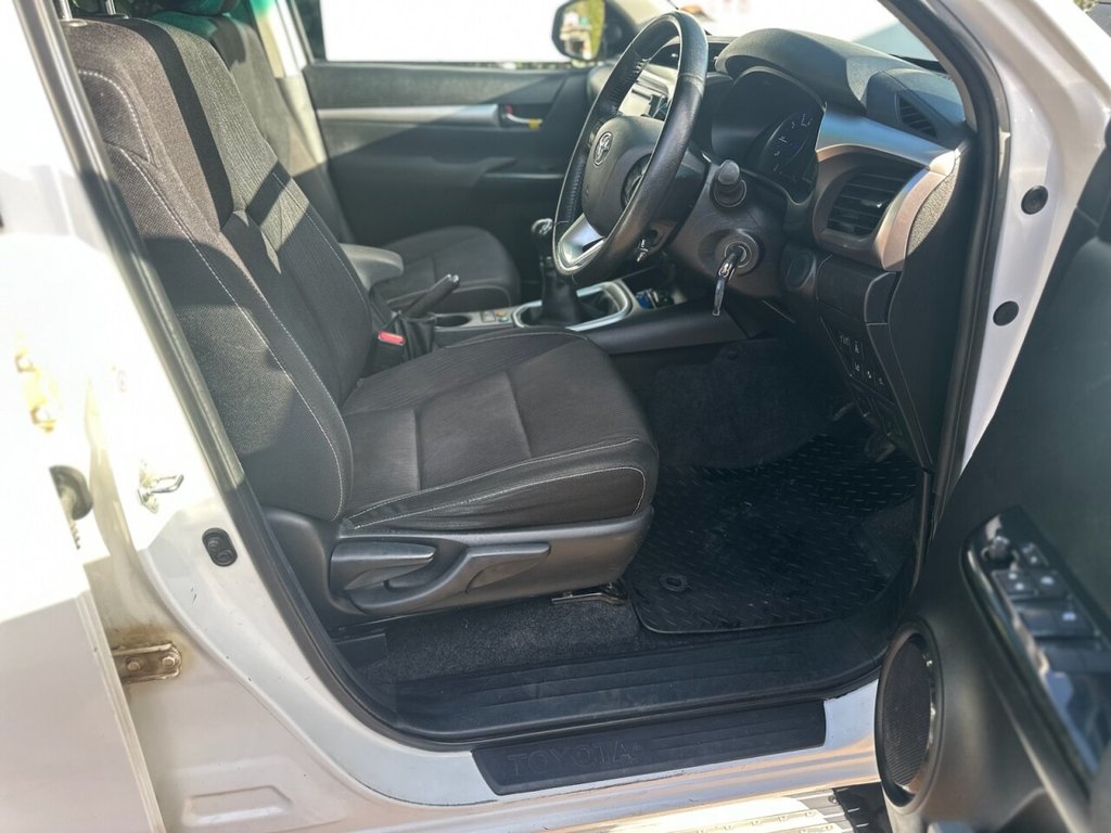 Used Toyota Hilux 2019 for sale - 77891082: Photo 7