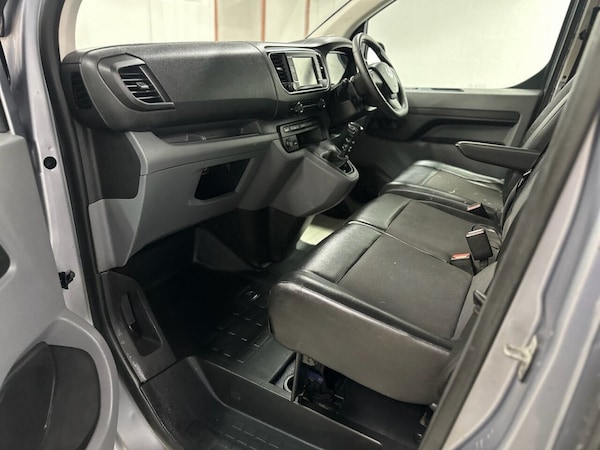 Used Vauxhall Vivaro 2021 for sale - 76095858: Photo 18