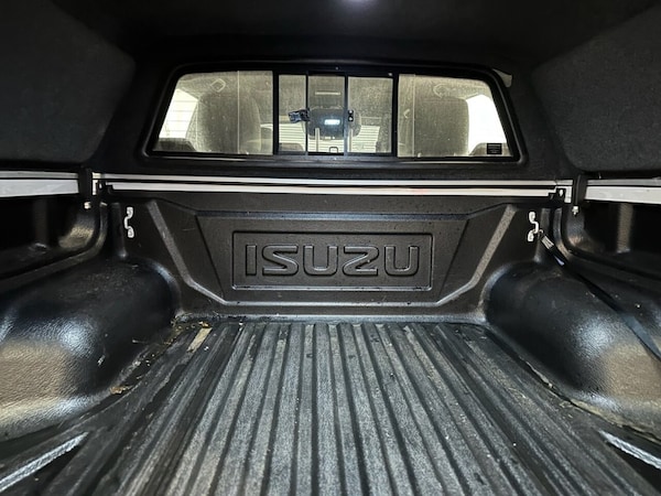 Used Isuzu D-Max 2023 for sale - 75087755: Photo 20