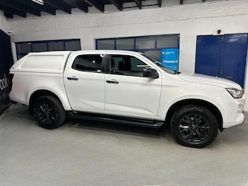 Used Isuzu D-Max 2023 for sale - 75087755: Photo