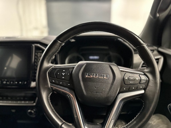 Used Isuzu D-Max 2023 for sale - 75087755: Photo 50