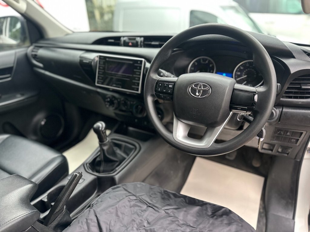 Used Toyota Hilux 2020 for sale - 77422392: Photo 17