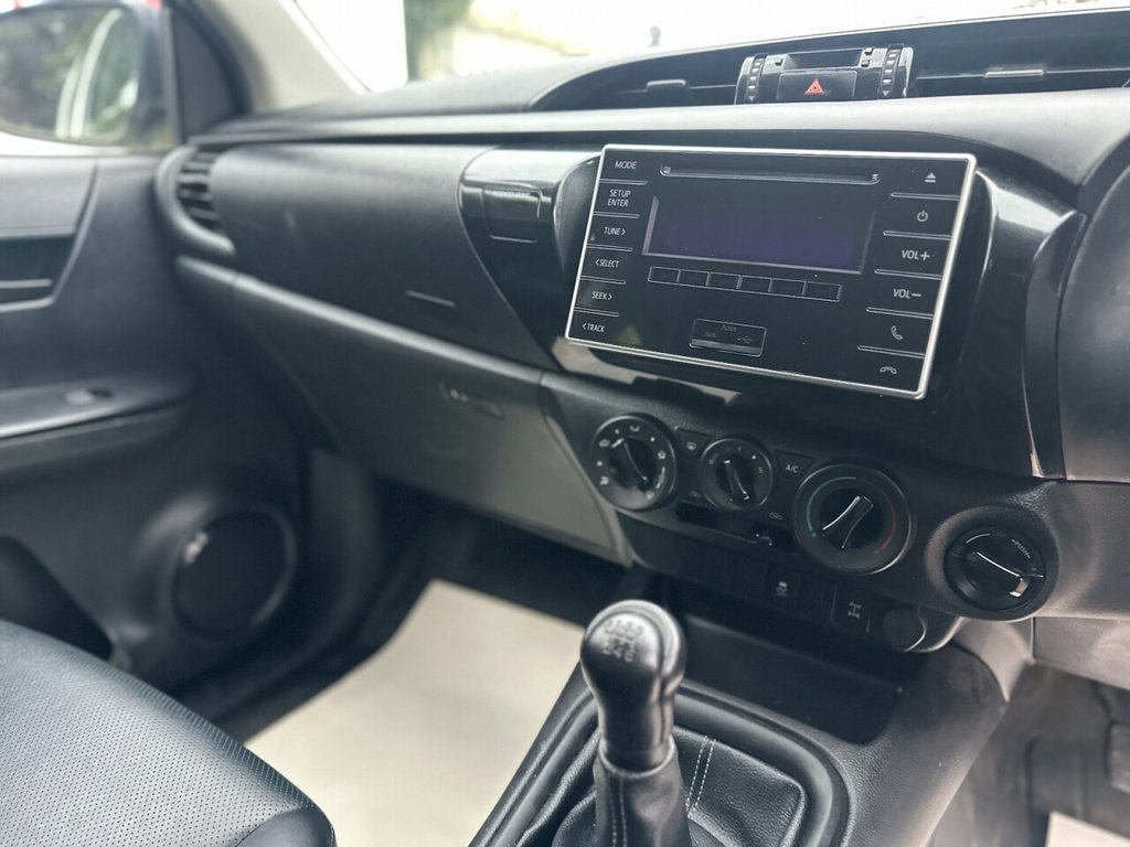 Used Toyota Hilux 2020 for sale - 77422392: Photo 18