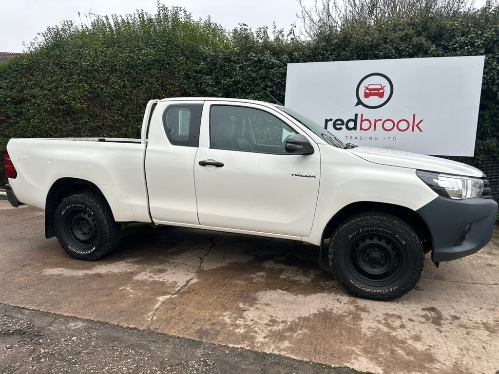 Used Toyota Hilux 2020 for sale - 77422392: Photo 2