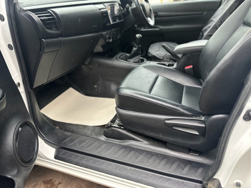 Used Toyota Hilux 2020 for sale - 77422392: Photo 23
