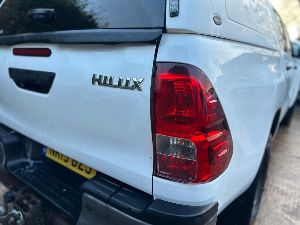 Used Toyota Hilux 2019 for sale - 77594099: Photo 12