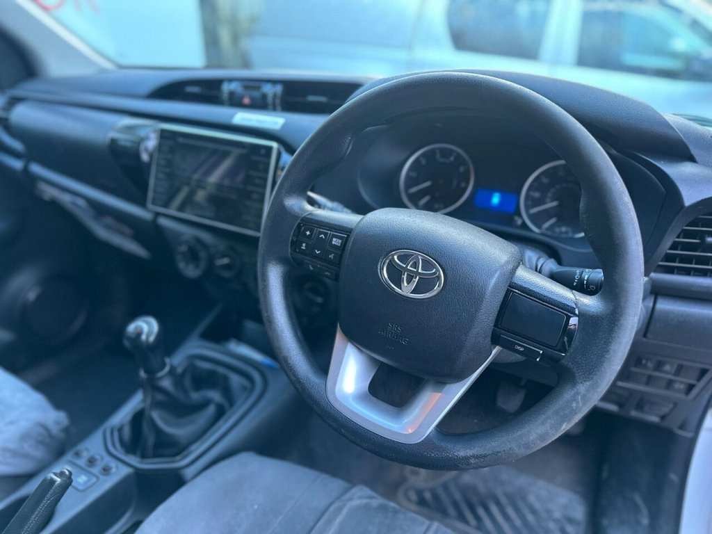 Used Toyota Hilux 2019 for sale - 77594099: Photo 17