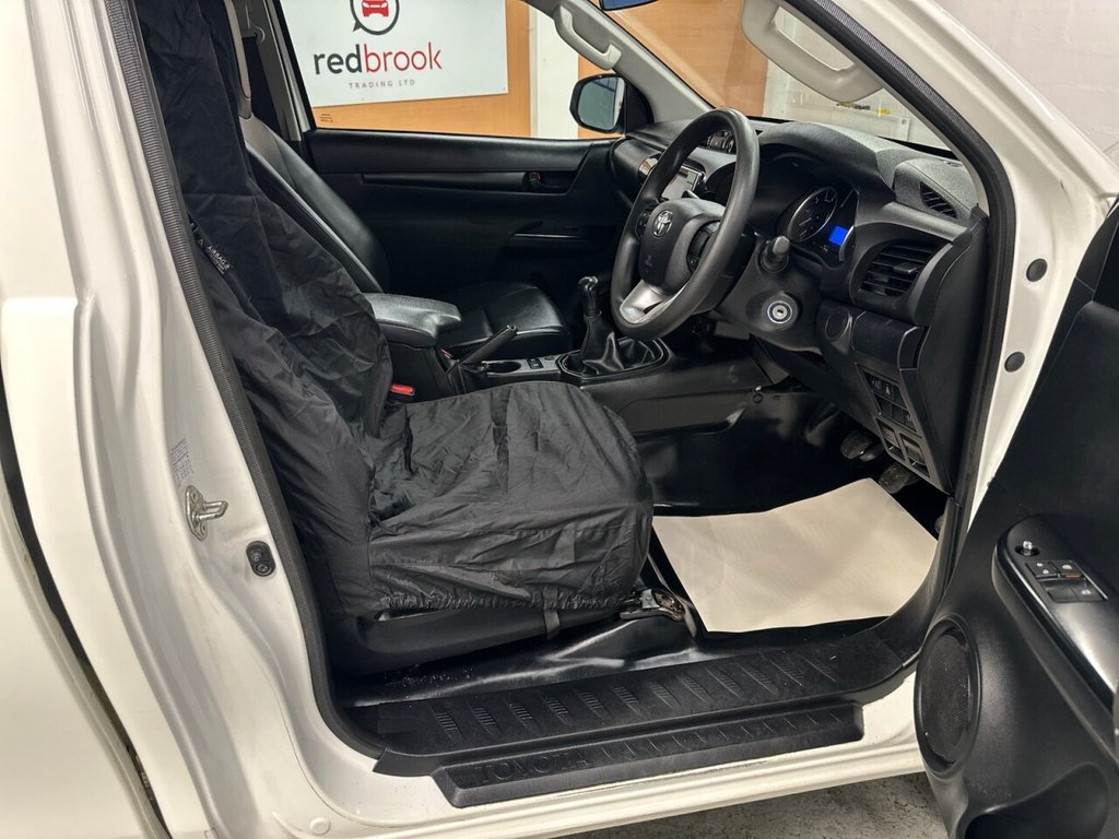 Used Toyota Hilux 2020 for sale - 76868185: Photo 18