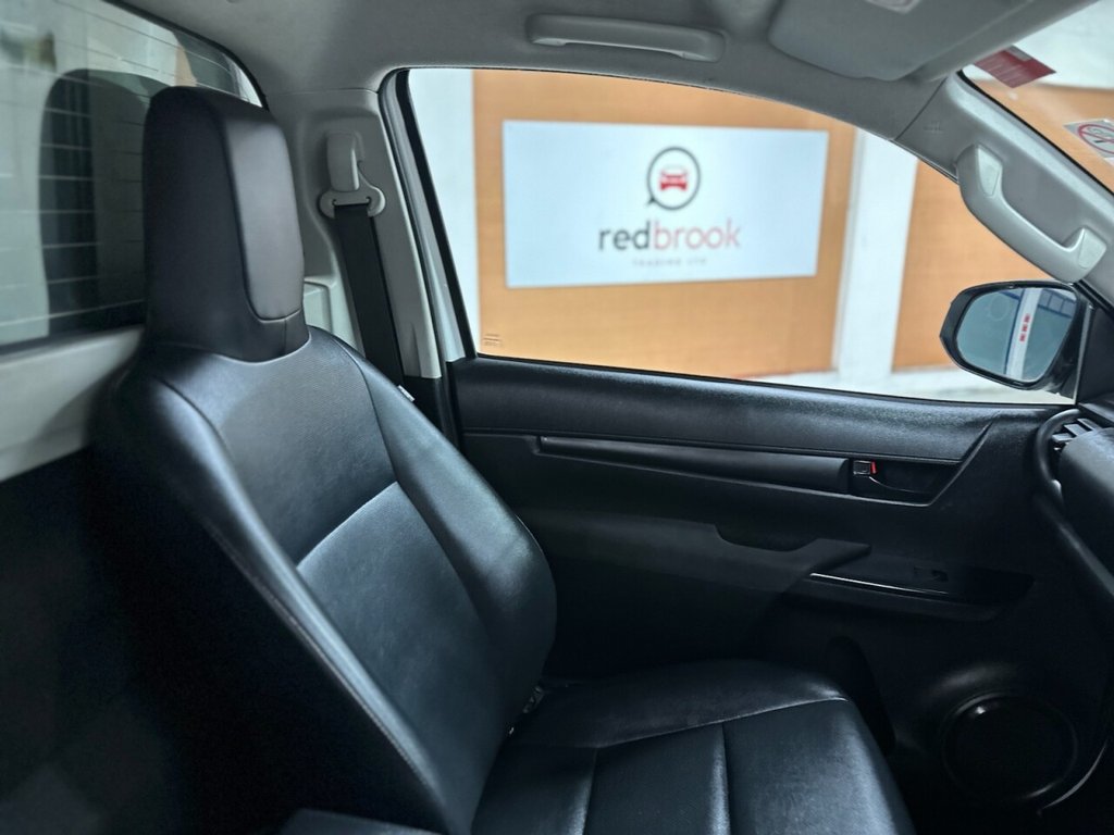 Used Toyota Hilux 2020 for sale - 76868185: Photo 25