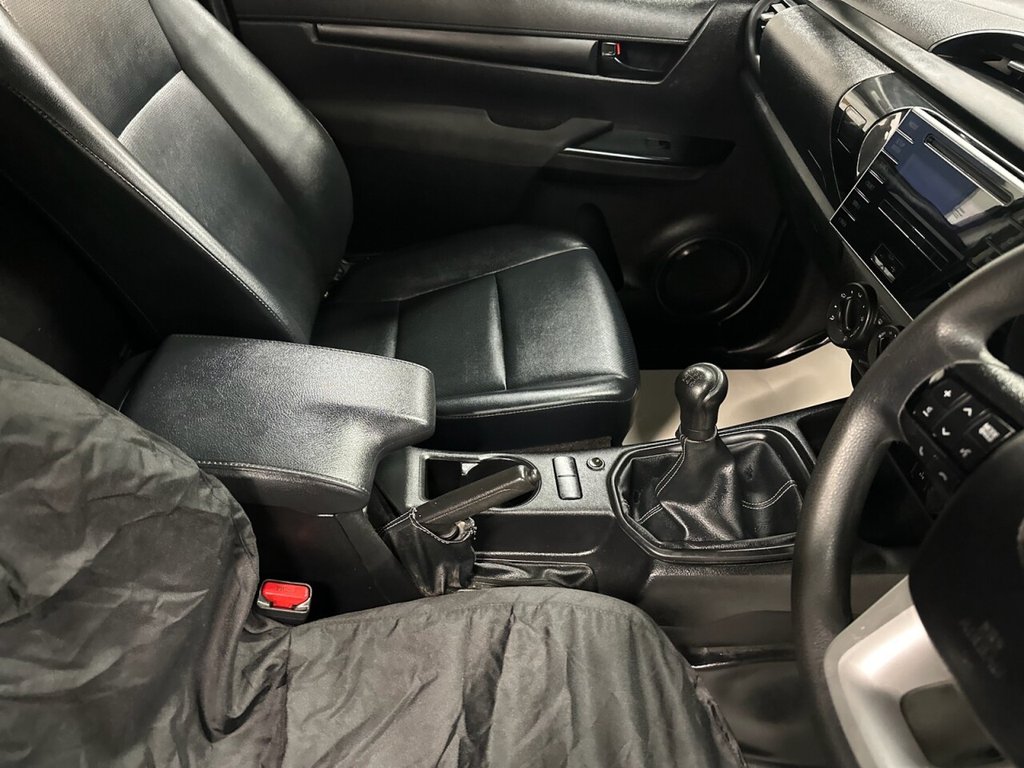 Used Toyota Hilux 2020 for sale - 76868185: Photo 27