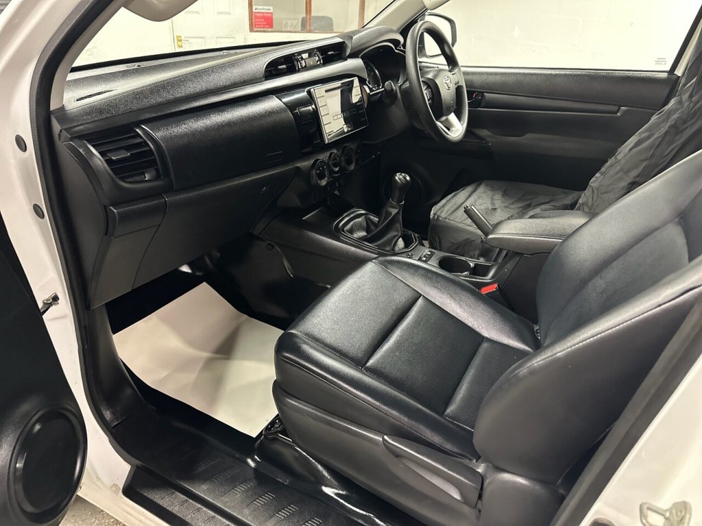 Used Toyota Hilux 2020 for sale - 76868185: Photo 30