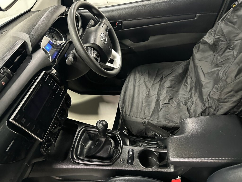 Used Toyota Hilux 2020 for sale - 76868185: Photo 35