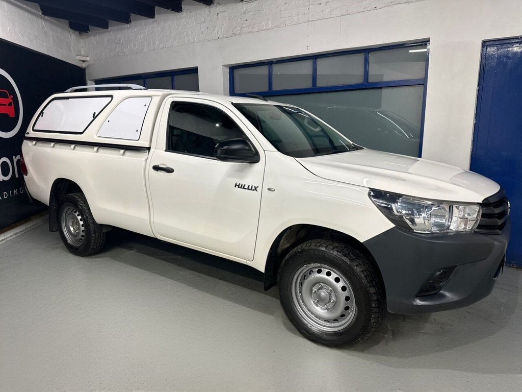 Used Toyota Hilux 2020 for sale - 76868185: Photo 36