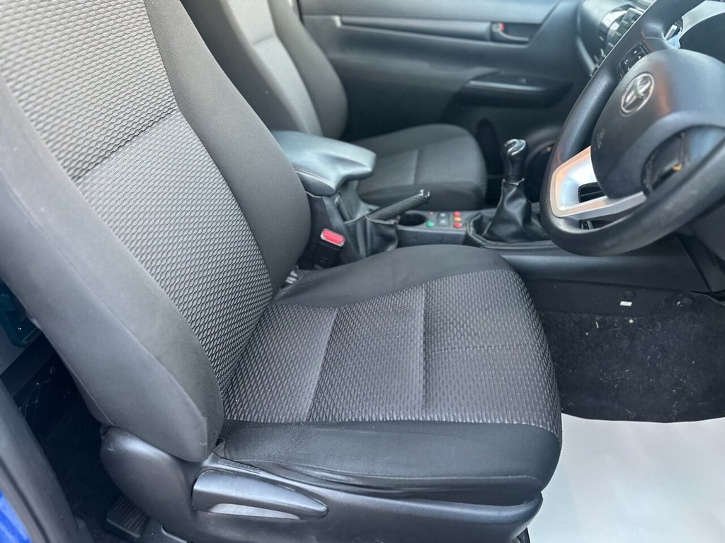 Used Toyota Hilux 2018 for sale - 76703748: Photo 14