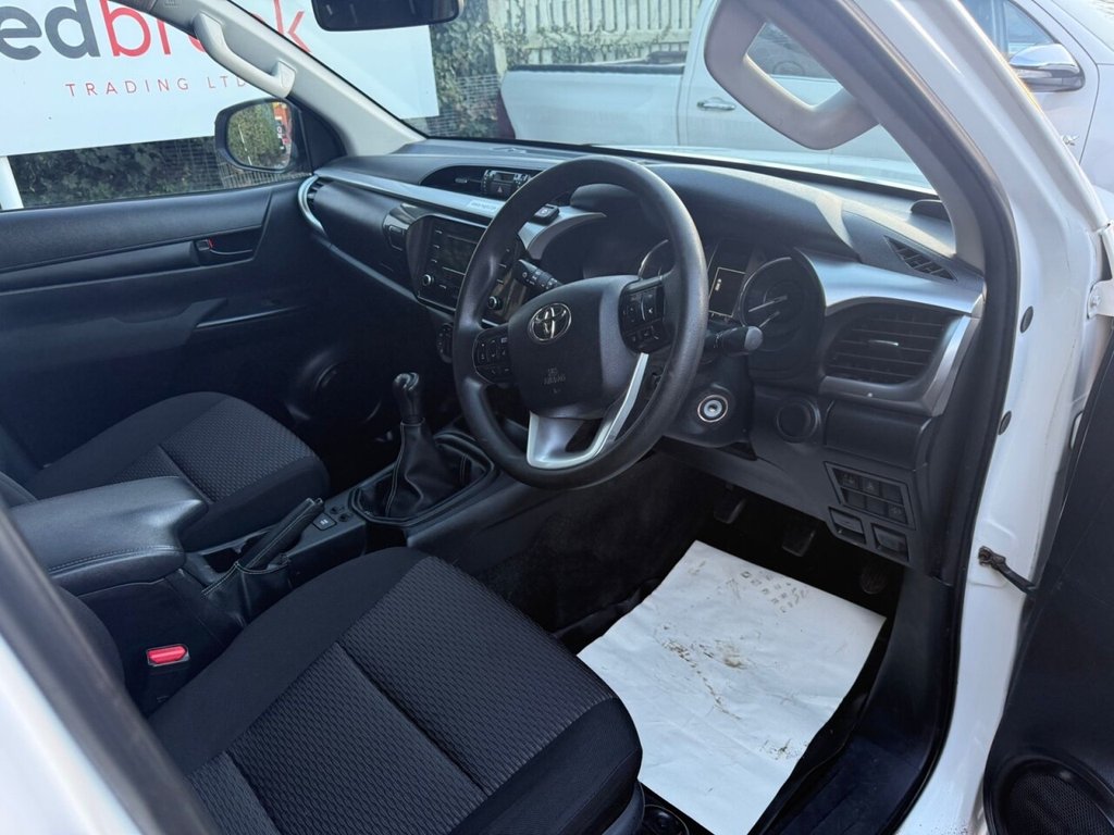 Used Toyota Hilux 2021 for sale - 76910407: Photo 10