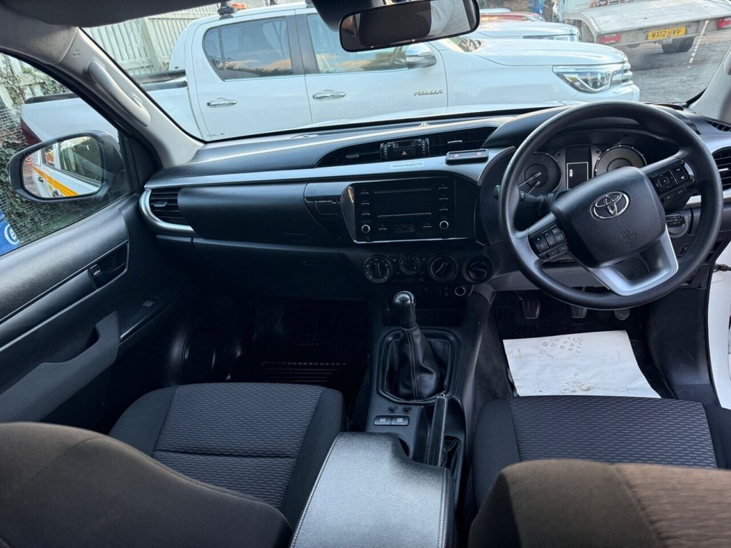 Used Toyota Hilux 2021 for sale - 76910407: Photo 18