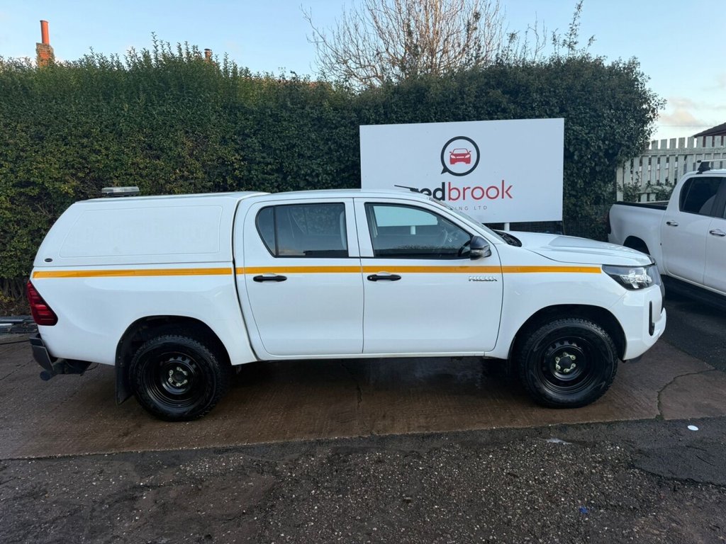 Used Toyota Hilux 2021 for sale - 76910407: Photo 4