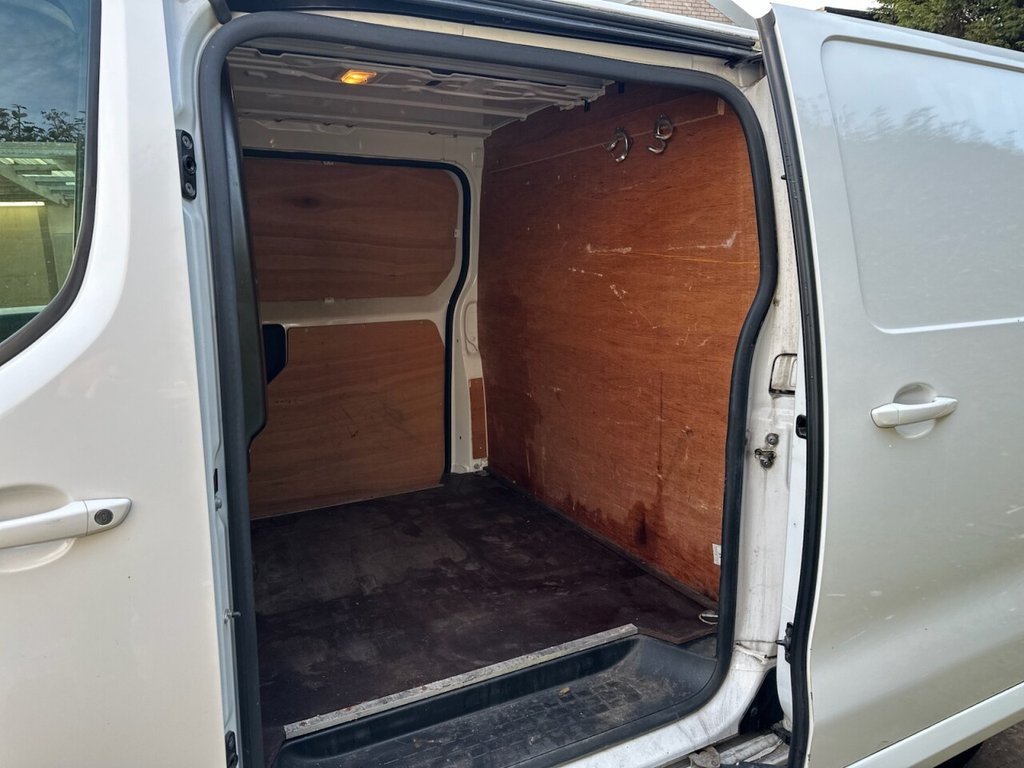 Used Vauxhall Vivaro 2019 for sale - 77959675: Photo 14