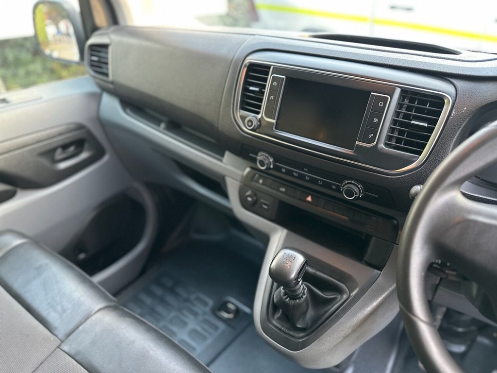 Used Vauxhall Vivaro 2019 for sale - 77959675: Photo 21