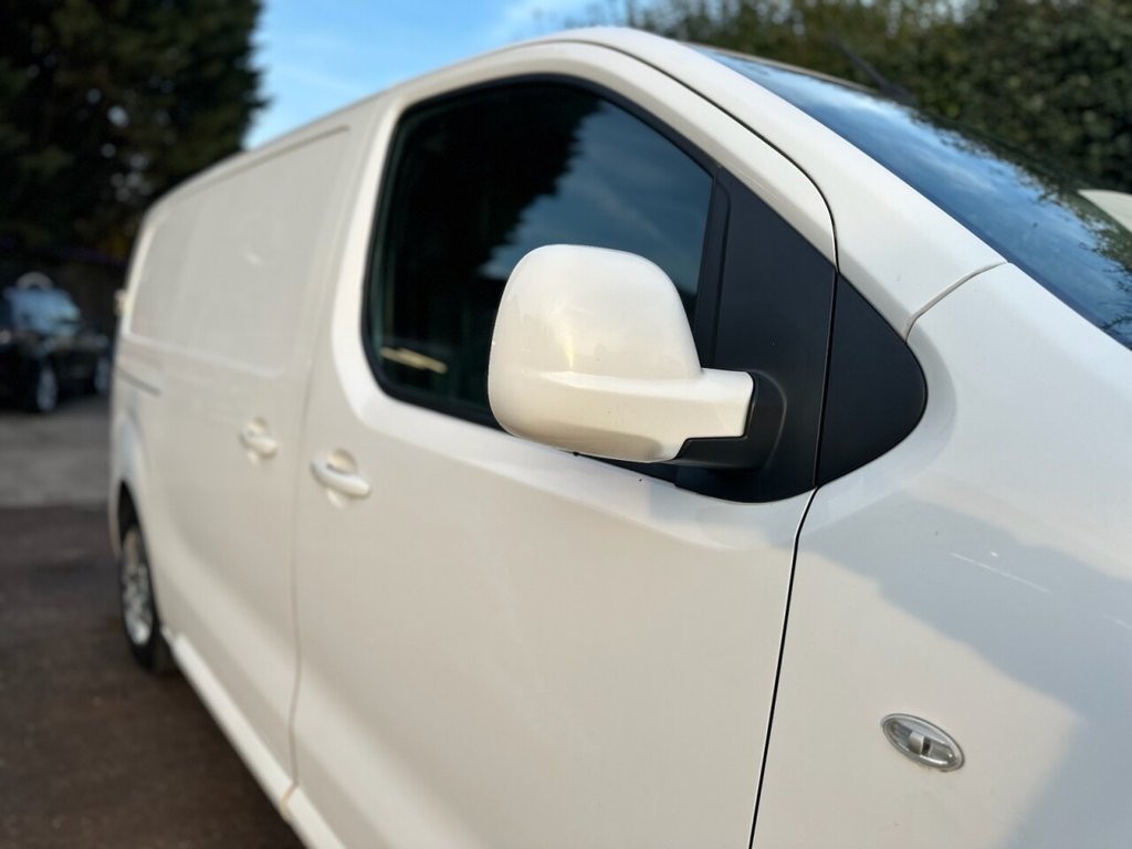 Used Vauxhall Vivaro 2019 for sale - 77959675: Photo 9