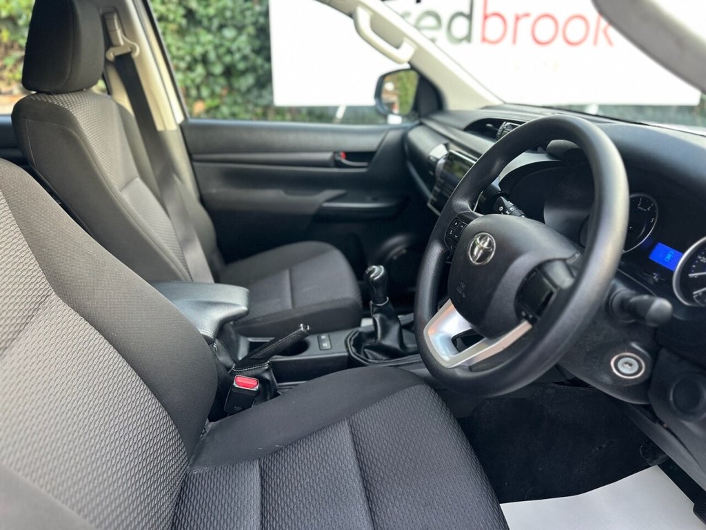Used Toyota Hilux 2020 for sale - 76570317: Photo 13