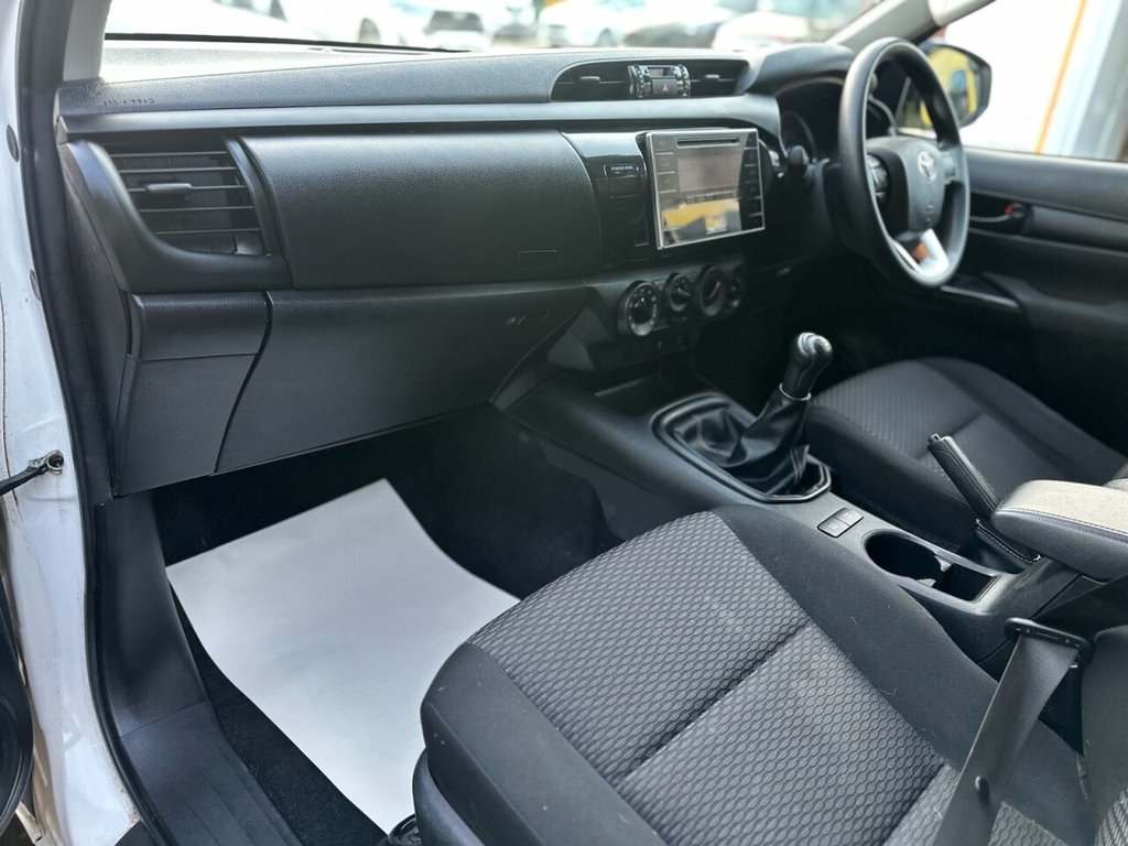 Used Toyota Hilux 2020 for sale - 76570317: Photo 14
