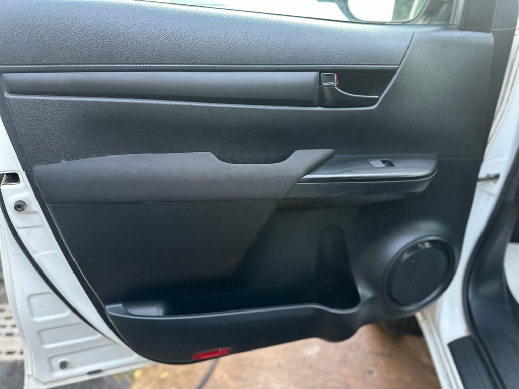 Used Toyota Hilux 2020 for sale - 76570317: Photo 15