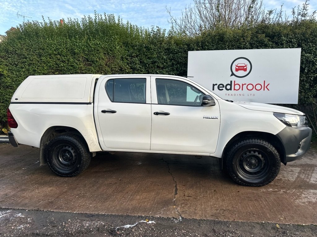 Used Toyota Hilux 2020 for sale - 76570317: Photo 3