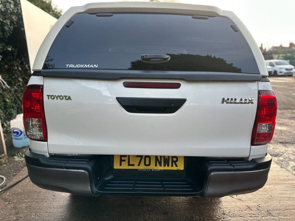 Used Toyota Hilux 2020 for sale - 76570317: Photo 6