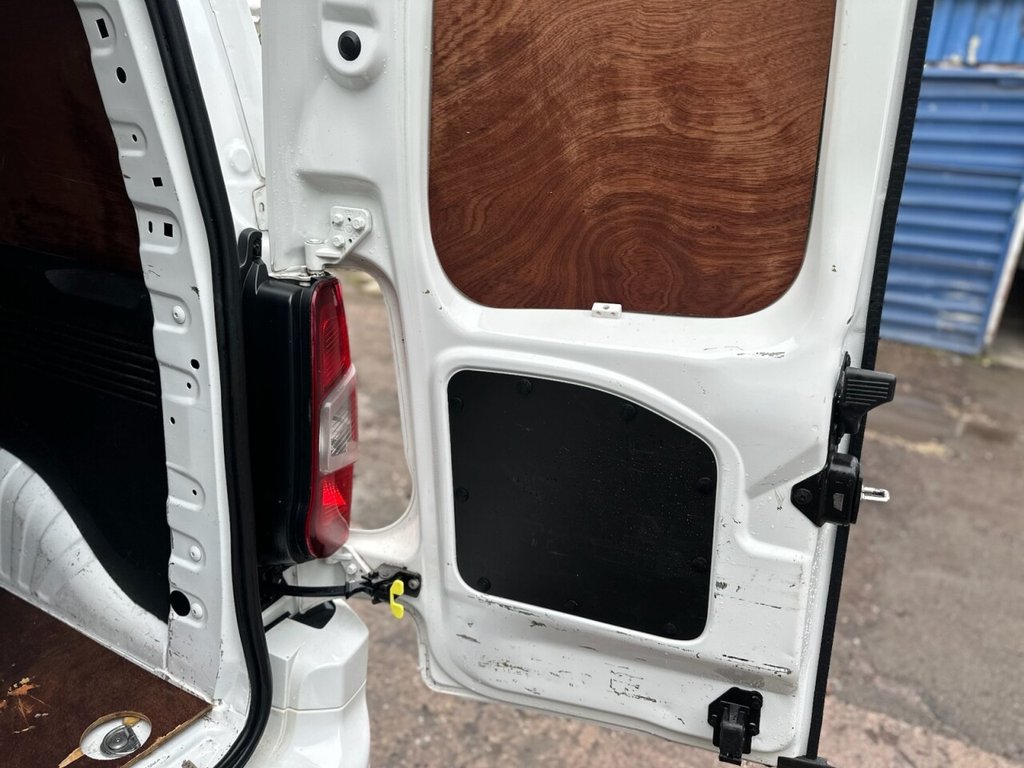 Used Vauxhall Combo 2020 for sale - 76910431: Photo 25