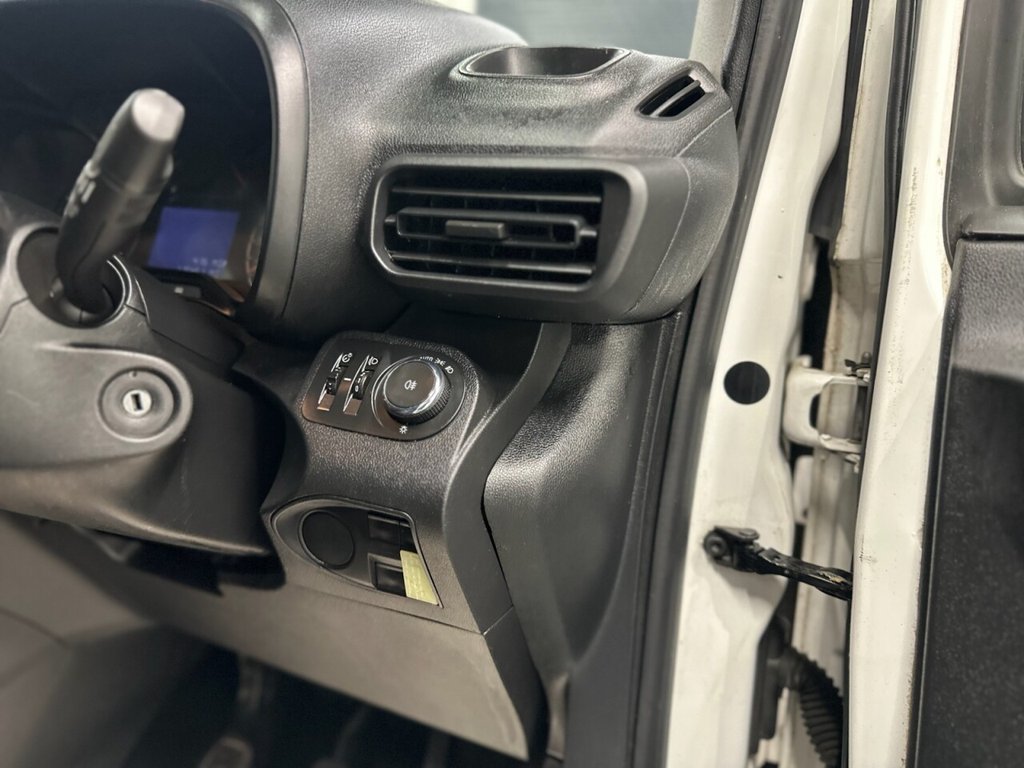 Used Vauxhall Combo 2020 for sale - 77307340: Photo 16