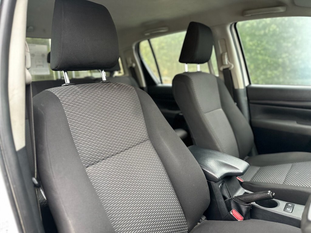 Used Toyota Hilux 2016 for sale - 77250651: Photo 20