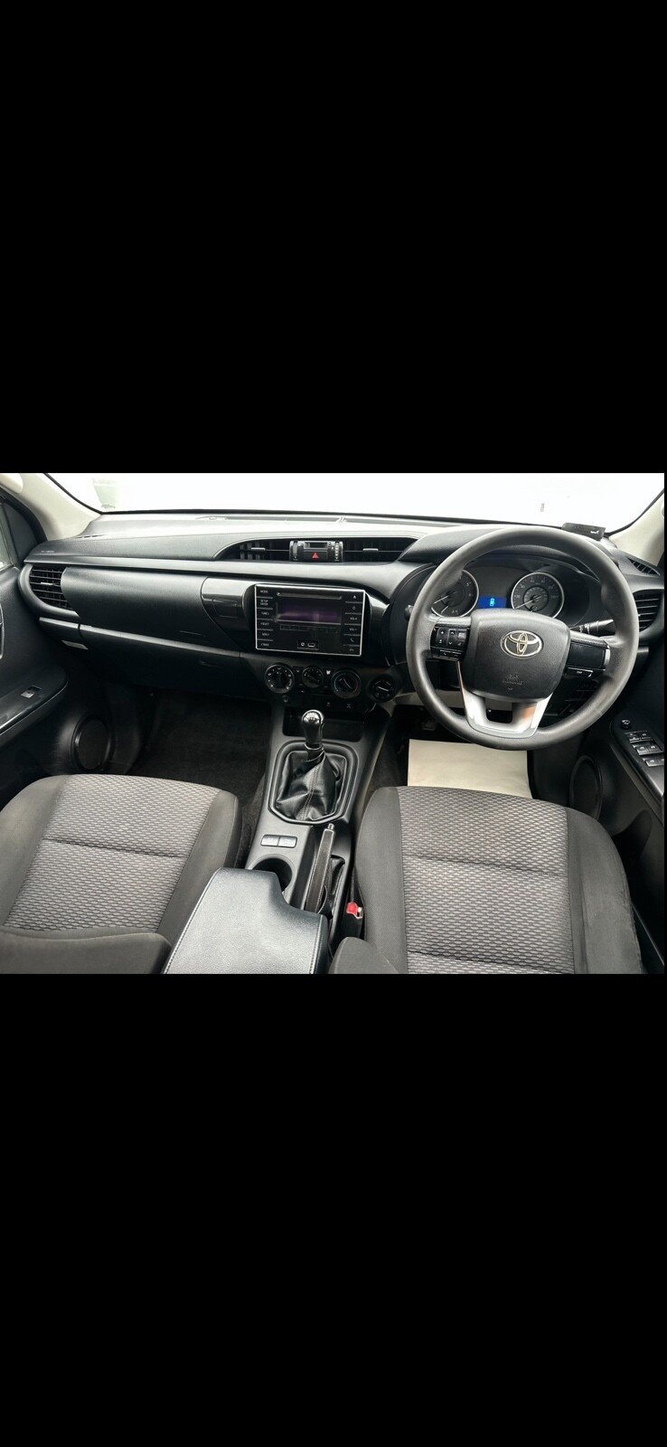 Used Toyota Hilux 2016 for sale - 77250651: Photo 34