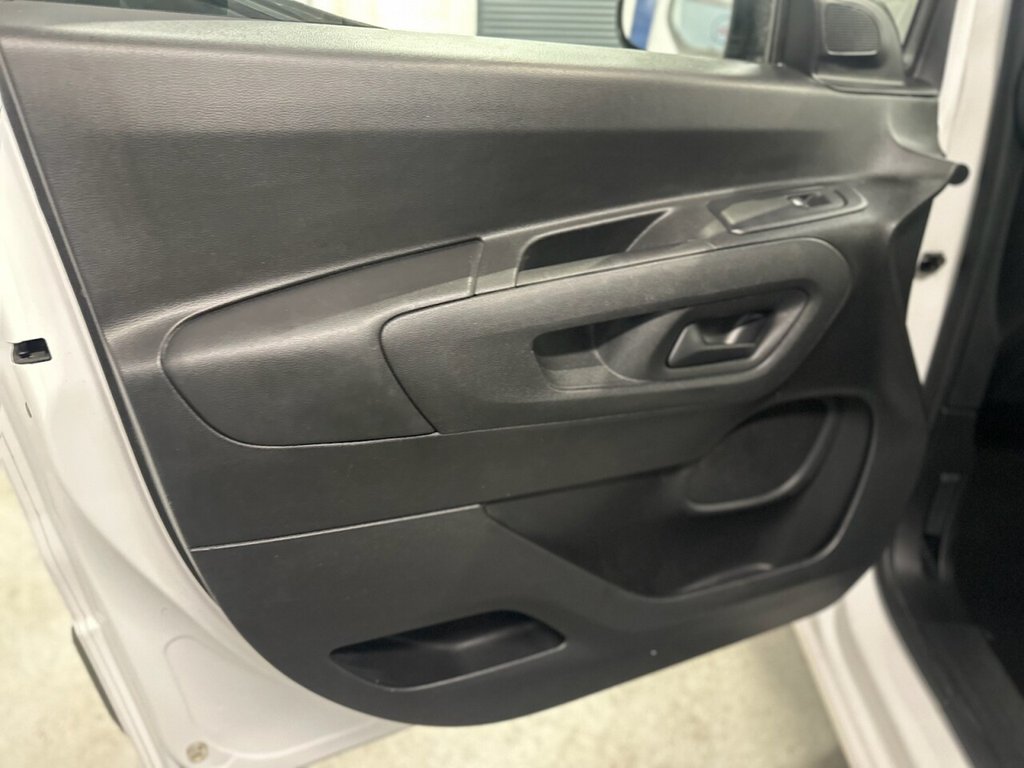 Used Vauxhall Combo 2021 for sale - 76710884: Photo 17