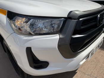 Used Toyota Hilux 2021 for sale - 79009399: Photo