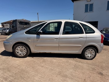 Used Citroen Xsara Picasso 2009 for sale - 78859348: Photo