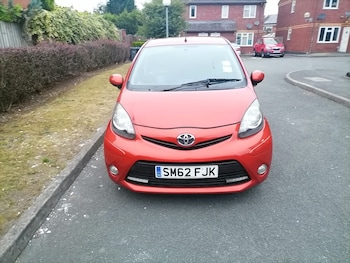 2012 (62) - 1.0 VVT-i Fire 5dr