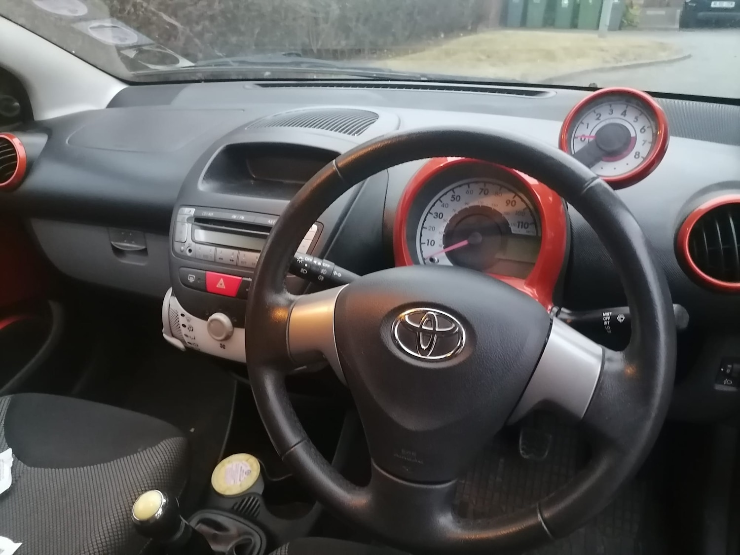 Used Toyota AYGO 2012 for sale - 76369373: Photo 4